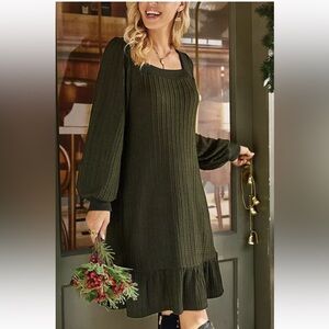 Suzanne Betro Size Medium 6-8 Olive Green A-Line Sweater Dress